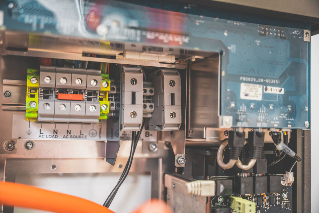 TYL Hybrid Solar Inverter close-up detail